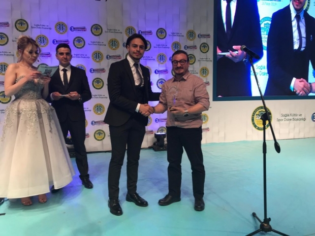 CRI Türk, En iyi tematik radyo seçildi