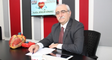 Prof. Dr. Bingür Sönmez uyardı: İftarda arka arkaya içilen sigara ölüme neden olabilir