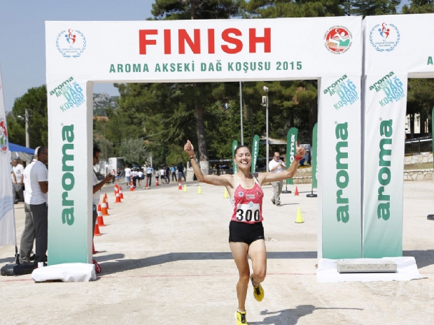 8. Aroma Akseki Dağ Koşusu şampiyonları ağırladı