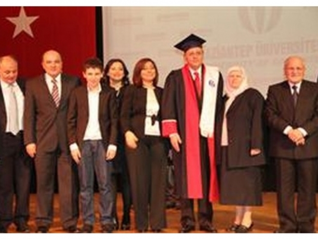 Secim Adayina Fahri Doktora
