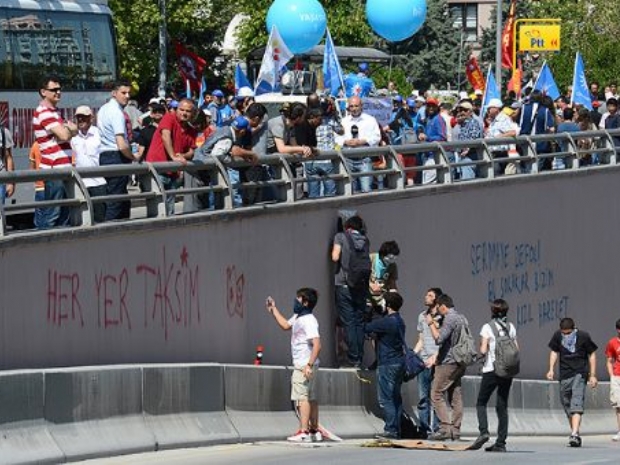 Başkent'te ''çifte'' 1 Mayıs