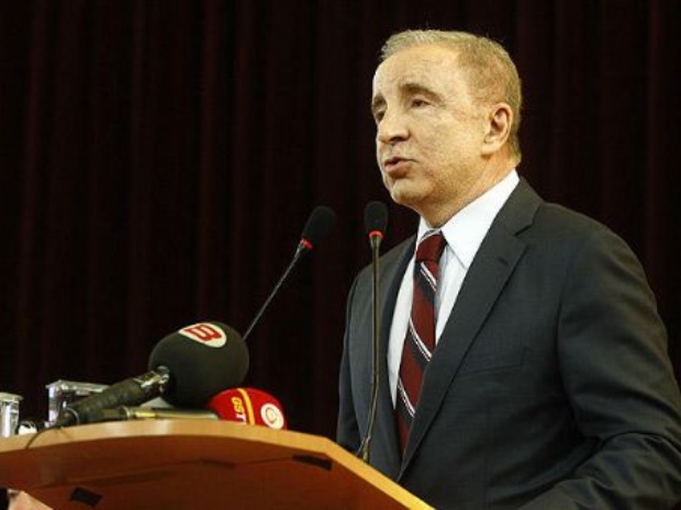 Ünal Aysal listesini açıkladı