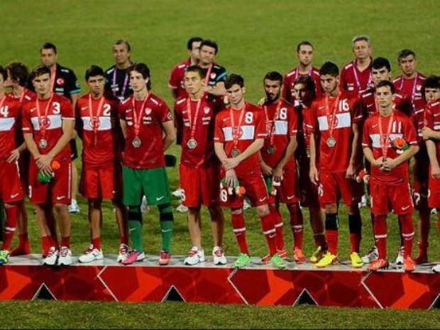 Milliler gümüş madalyada kaldı