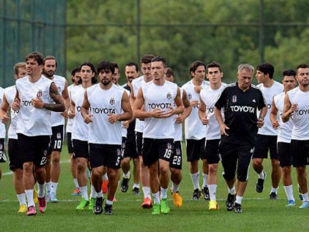 Beşiktaş yarın Almanya'ya gidecek