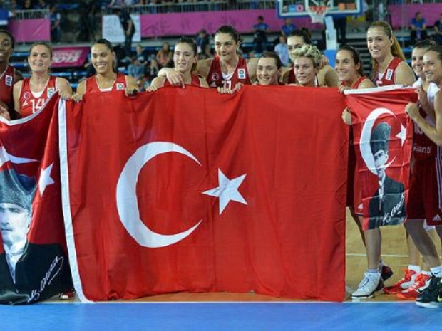 Potanın Perileri tarih yazdı