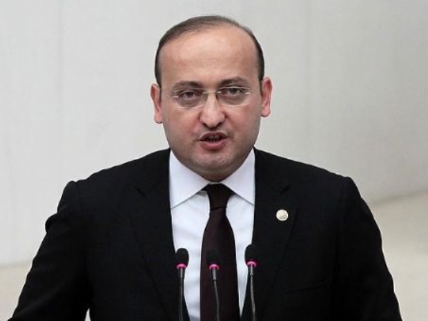 Alkış tutanlar vebale ortaktır