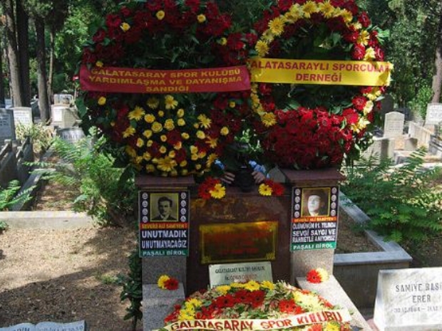 Ali Sami Yen anıldı