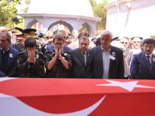 Şehit polise hüzünlü veda