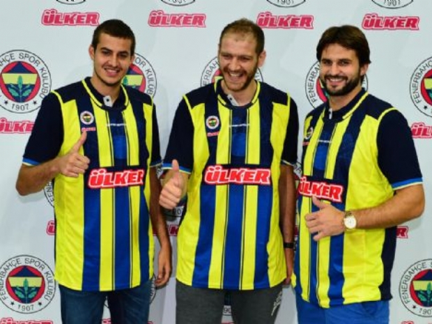 Fenerbahçe Ülker'de imza şov