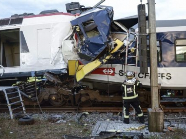 İsviçre'de tren kazası