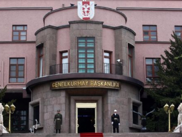 Orgeneral Özel'den YAŞ yemeği