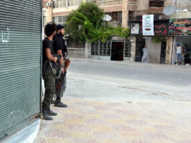 Keskin nişancılar arasında Halepte yeni hayat