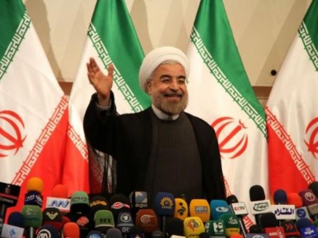 İran'da Cumhurbaşkanı Ruhani resmen görevde