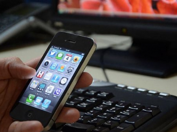 Kaçak telefon operasyonu