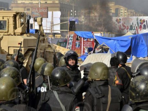 Ölü sayısı 300'ü aştı