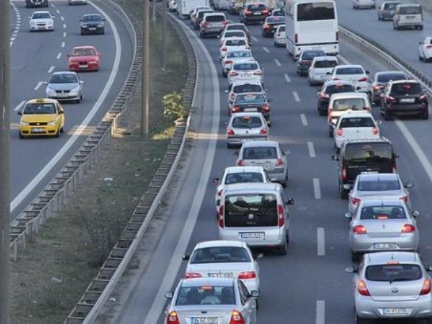 İstanbul'da yarın bazı yollar trafiğe kapalı