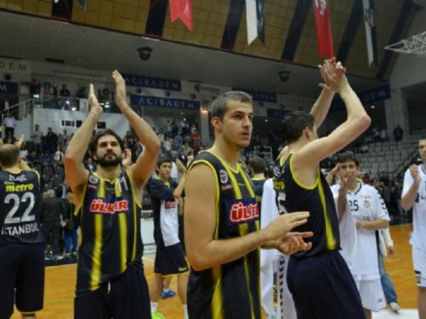 Fenerbahçe potada doludizgin