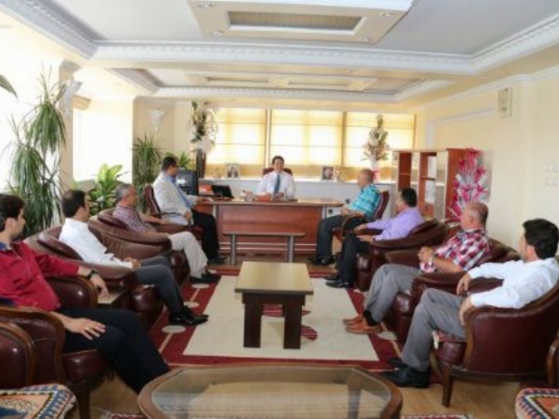 AKSARAY MÜTEAHHİTLER BİRLİĞİ YÖNETİMİNDEN BAŞKAN YAZGIYA TEŞEKKÜR ZİYARETİ