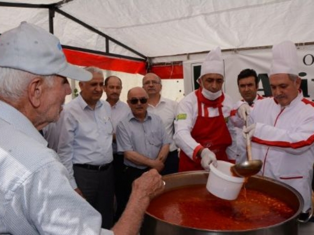 İlk Kepçe Başkan Kadir Karadan
