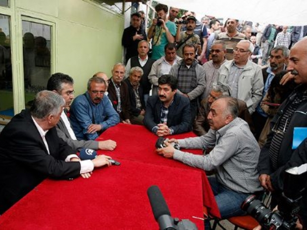 Akil İnsanlar şehit ailesini ziyaret etti