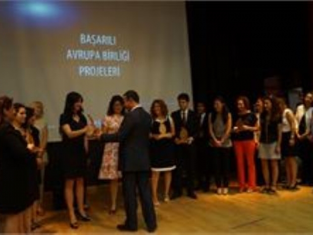 AB Projelerinde Lider Okul Doğa Koleji Oldu