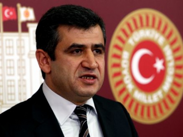 Milletvekili soyadını değiştirdi