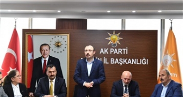 Ticaret Bakanı Mehmet Muş, Artvinde Partililere Hitap Etti